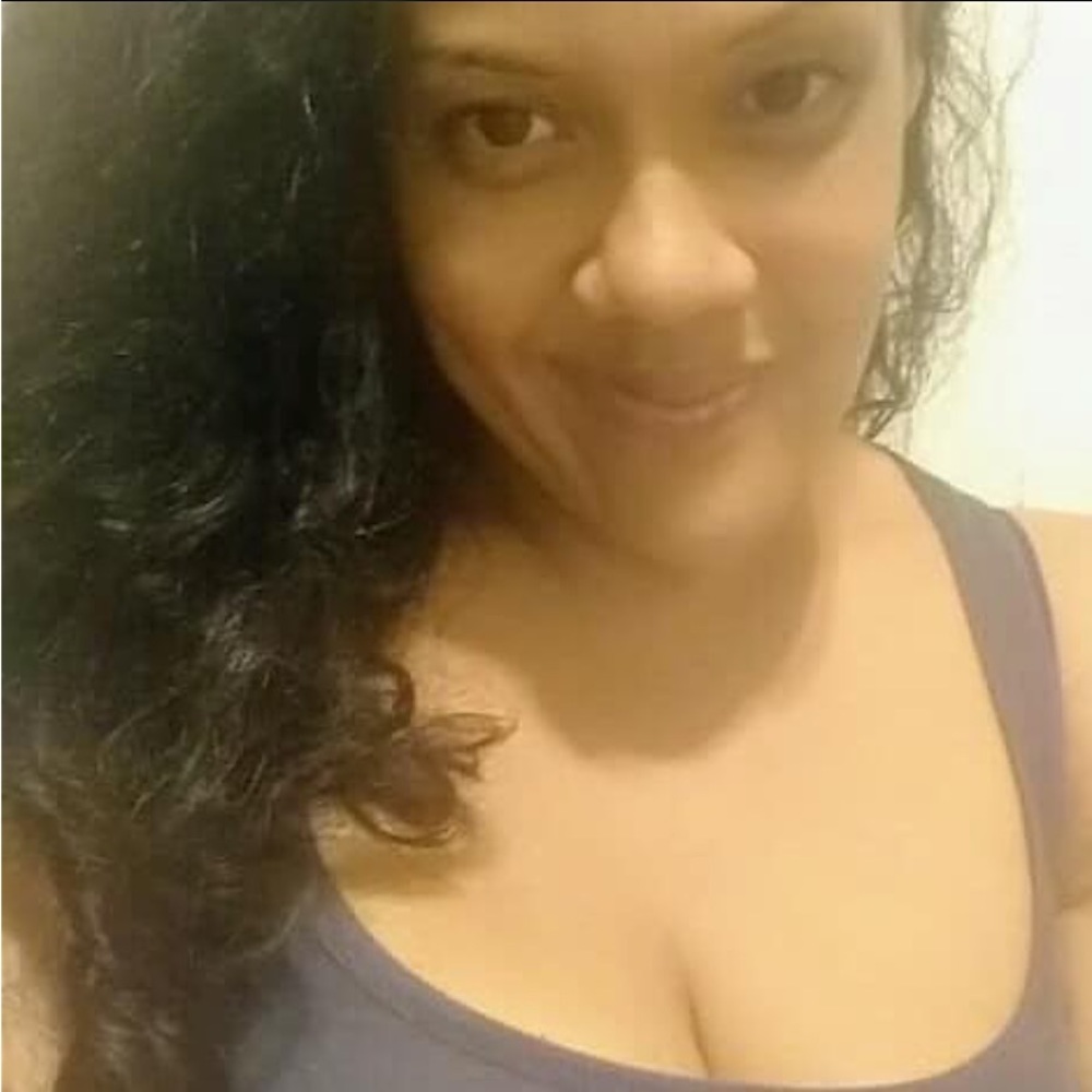 Meet your Posher, Raynelle